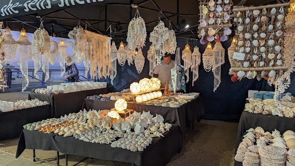 Surfers Paradise Beachfront Markets 4