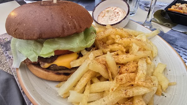 Naos Cafe - Restaurant 2