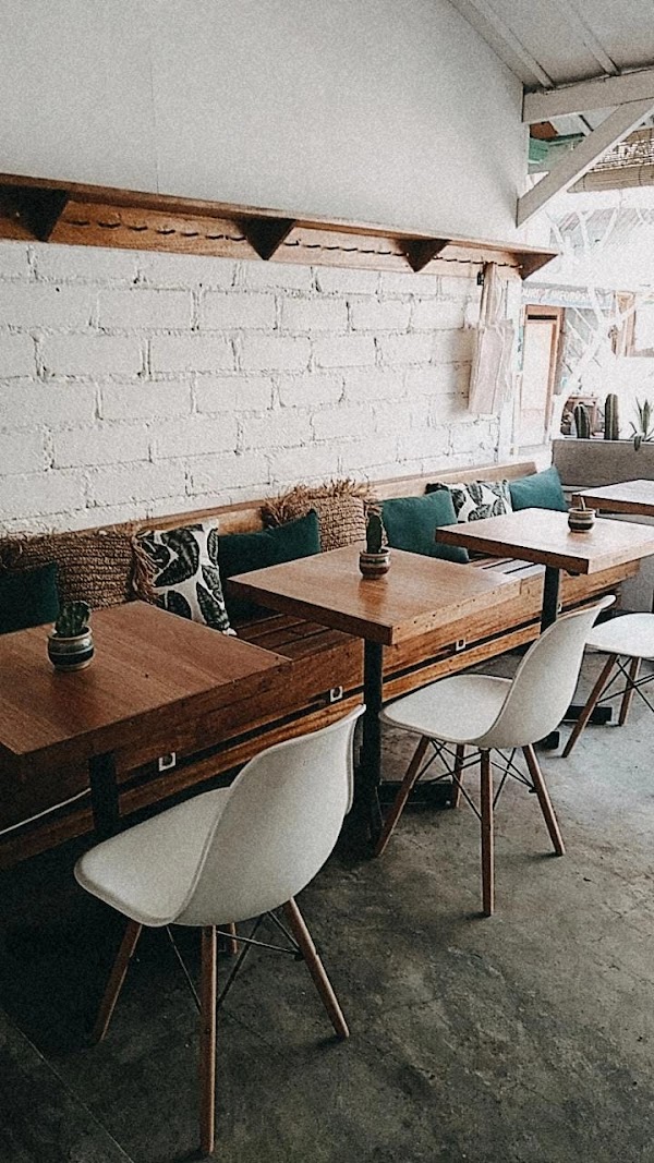 JUJU Zero Waste Store & Vegan Cafe