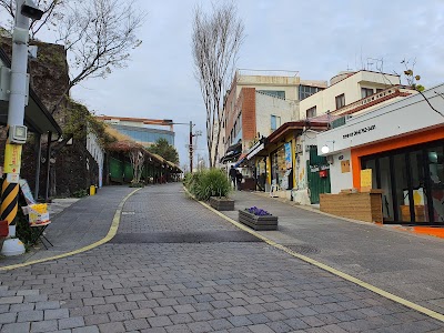Lee Jung Seop Street