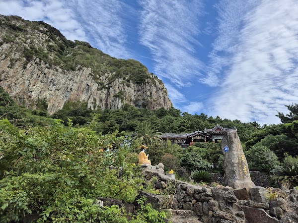 Sanbangsan Bomunsa Temple 2