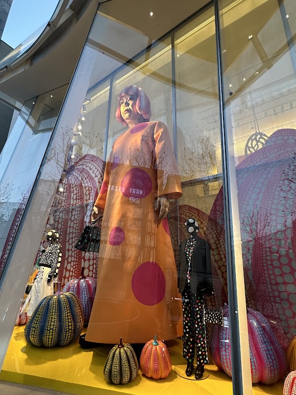 Louis Vuitton Maison Seoul MJ