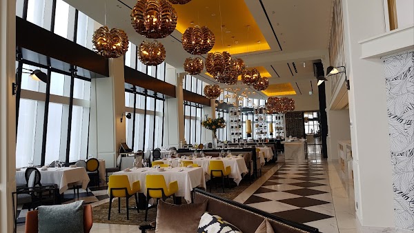 STAY Modern Restaurant by Yannick Alleno 2