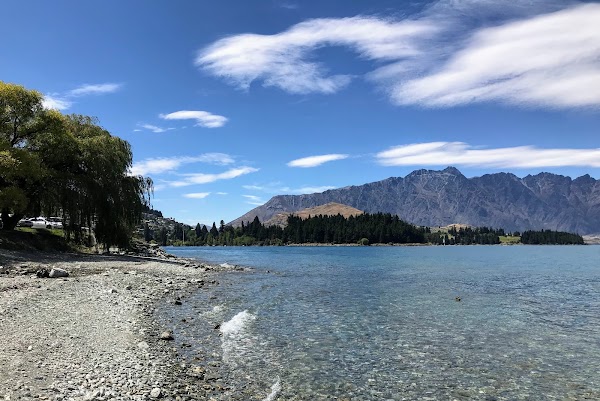 Lake Wakatipu 2