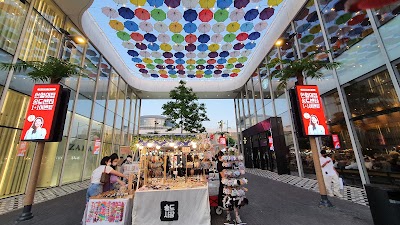 Triple Street Building C