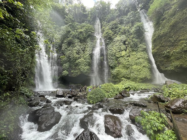 Lemukih Waterfalls