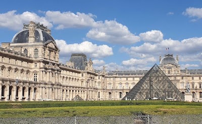 Louvre Museum