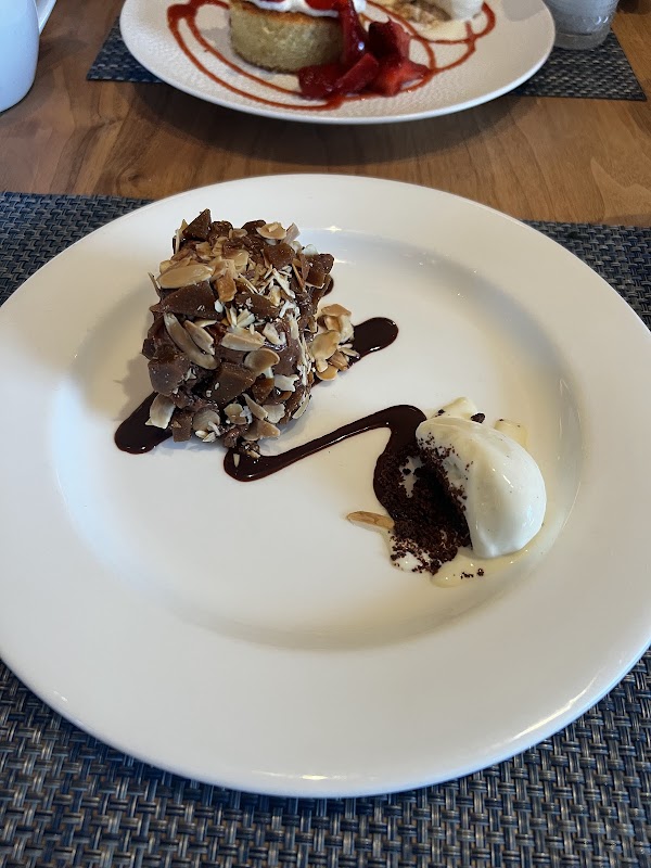 One Market Restaurant/Mark 'n Mike's NY Style Deli 3