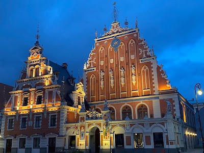 House of the Black Heads