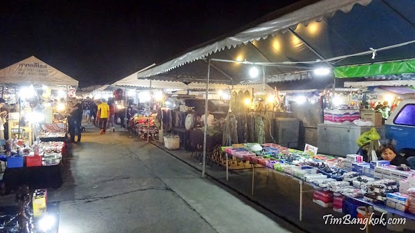 Train Night Market Srinagarindra