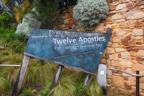 Twelve Apostles 3