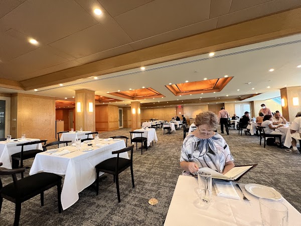 The Cantor Roof Garden Bar