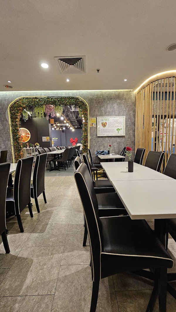 Minf Houze Vegan Cafe 3