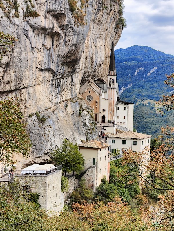 Santuario Madonna della Corona 5