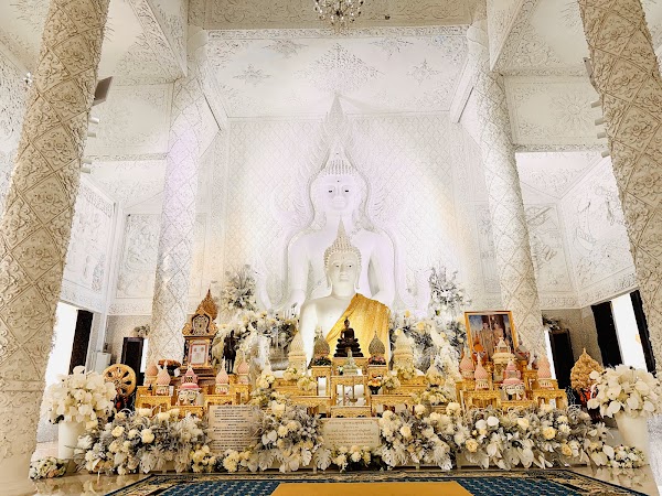 Wat Huay Pla Kang: Goddess of Mercy Chiang Rai 3