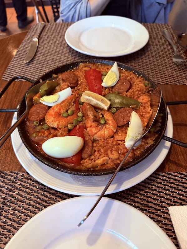 Ilustrado Restaurant 4