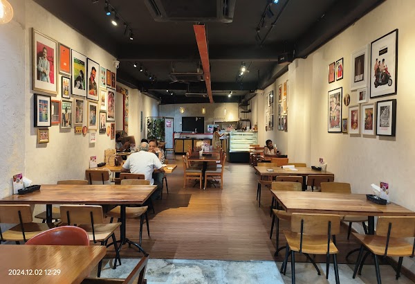 Bombay Talkies Restaurant 3