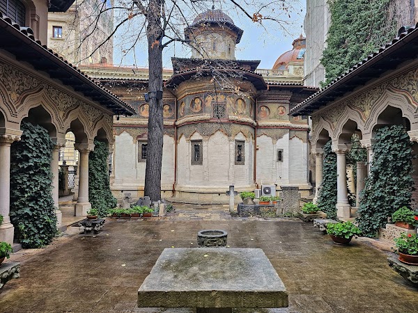 The Church of the "Stavropoleos" Monastery 6