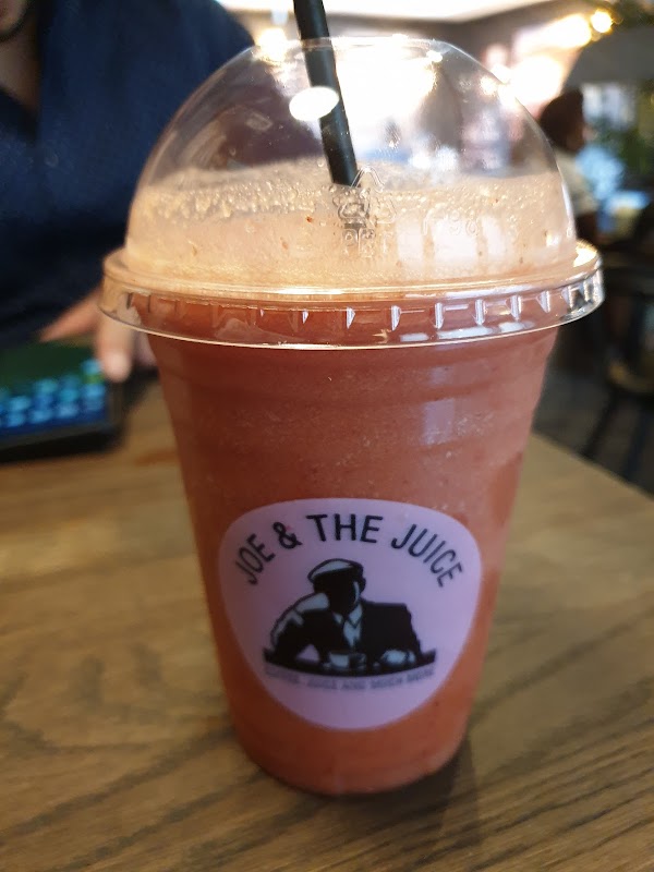 JOE & THE JUICE 4