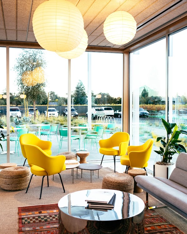 Ashes & Diamonds Winery 3