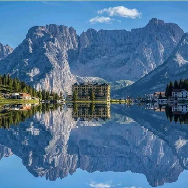 Lake Misurina