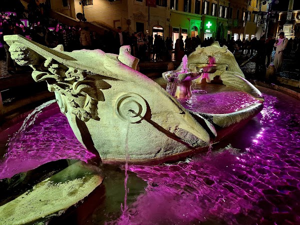 Fontana della Barcaccia 4