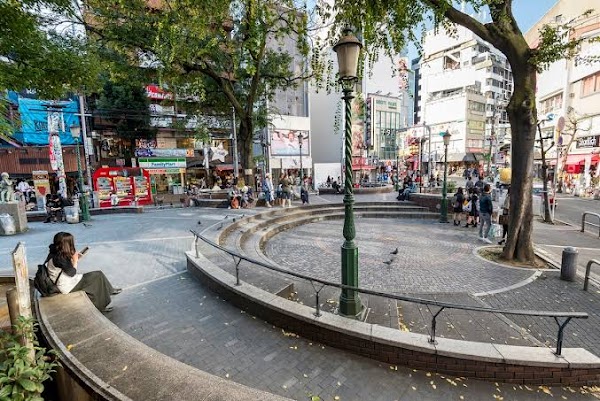 Triangle Park (Sankaku Park) 1