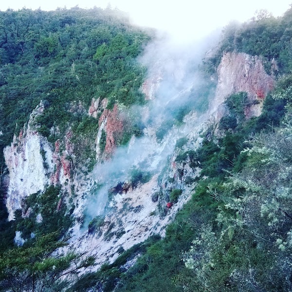 Maunga Kakaramea - Rainbow Mountain 5
