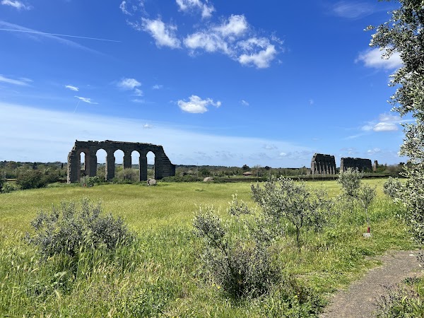 Park of the Aqueducts 4