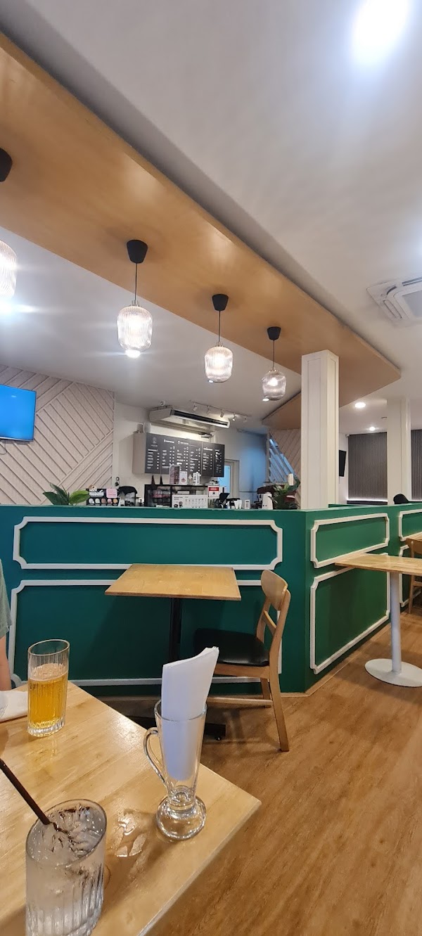 Signature@Phuket Cafe & Restaurant 2