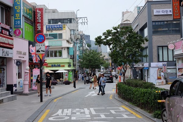 Apgujeong Rodeo Street 1