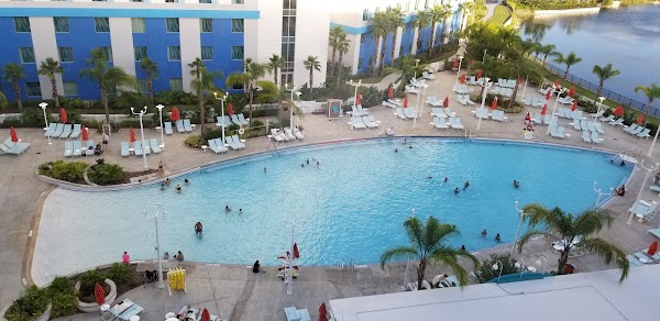 Universal Endless Summer Resort - Dockside Inn and Suites 4