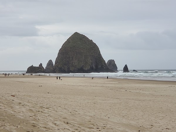Haystack Rock 1