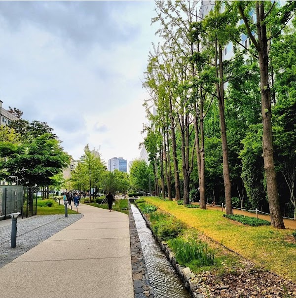 Gyeongui Line Forest Park 2