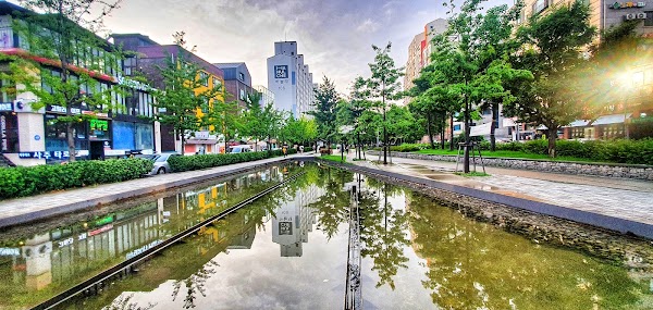 Gyeongui Line Forest Park 1