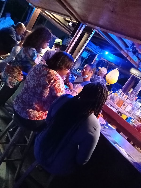 Antiki Floating Bar & grill 2