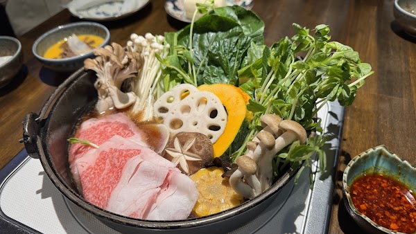 Nikoniko Nabe Dotonbori 4