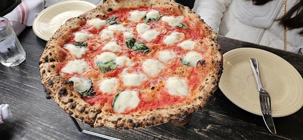 Tony's Pizza Napoletana 4