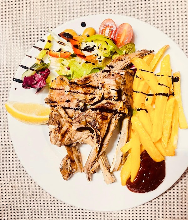 The famous Bar restaurant 4