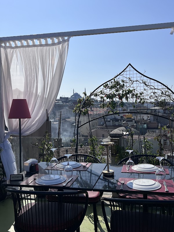 Roof Mezze 360 Restaurant 5