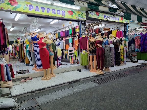 Pratunam Night Market