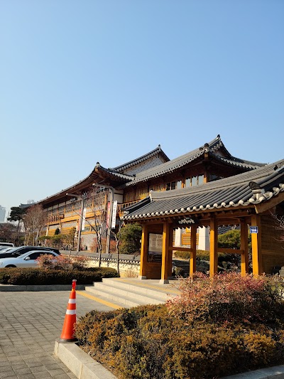 Songdo Hanok Village