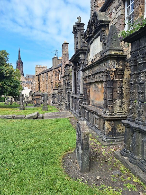Greyfriars Kirkyard 3
