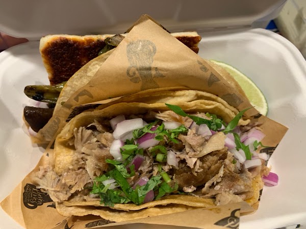 Seven Lives Tacos y Mariscos 3