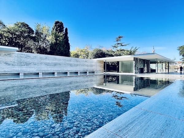 Mies van der Rohe Pavilion