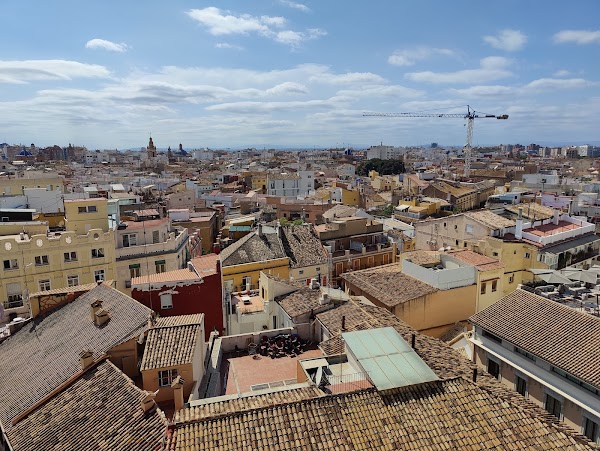 Valencia's Historic Splendors: A Journey Through Time and Art 2