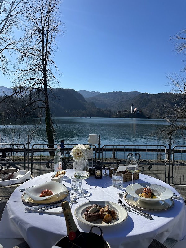 Pop Up Dining - Adora 3