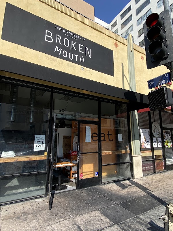 BROKEN MOUTH | Lee's Homestyle 1