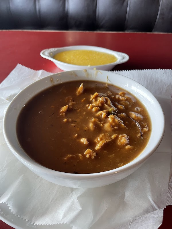 Cricket Club Restaurant & Pub 3