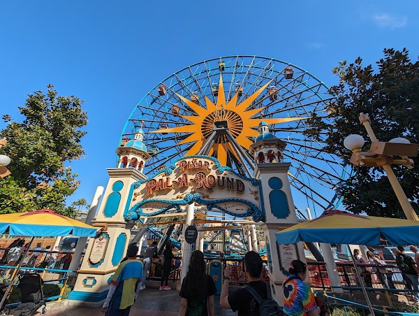 Pixar Pal-A-Round – Swinging 5